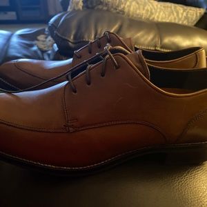 Cole Haan size 9.5 Oxford shoes
